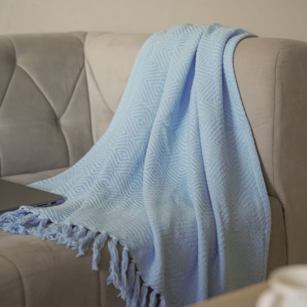 Cotton diamond throw blanket